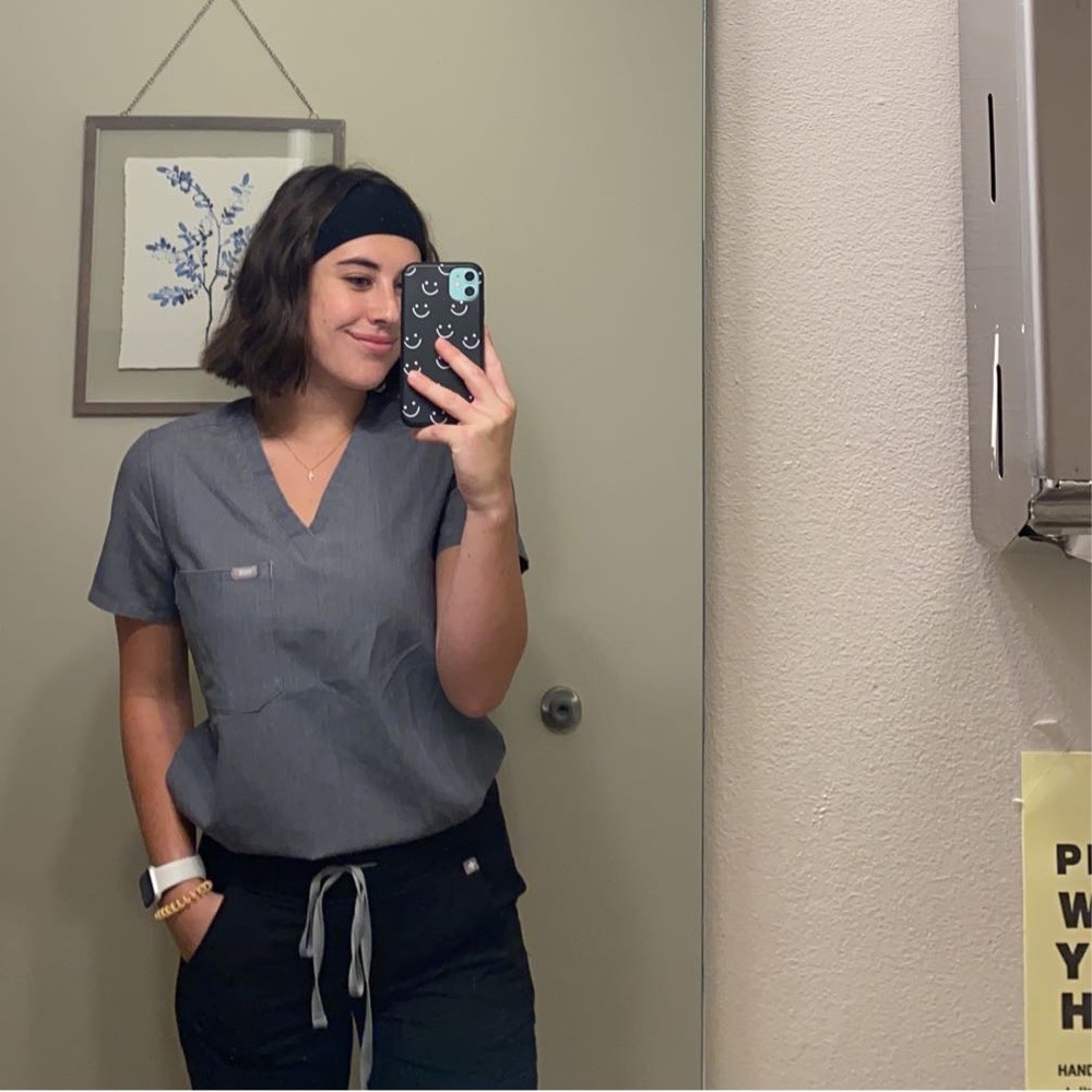 Meet your Posher, Gabi